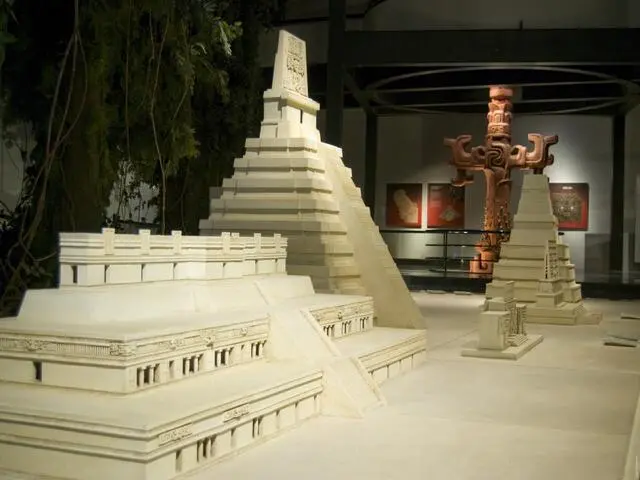 Visit the Museum of Maya Culture