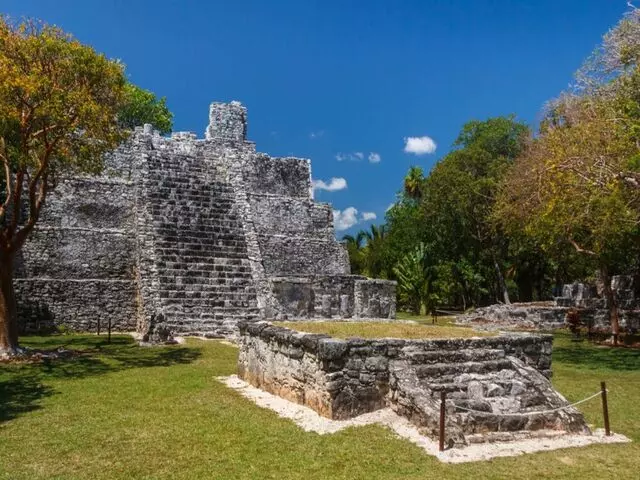 Sitio Arqueológico el Meco en Cancún