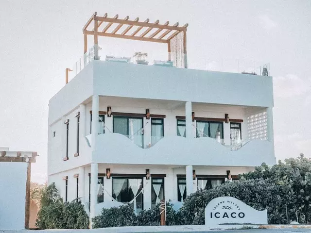 Hotel Icaco Island Village