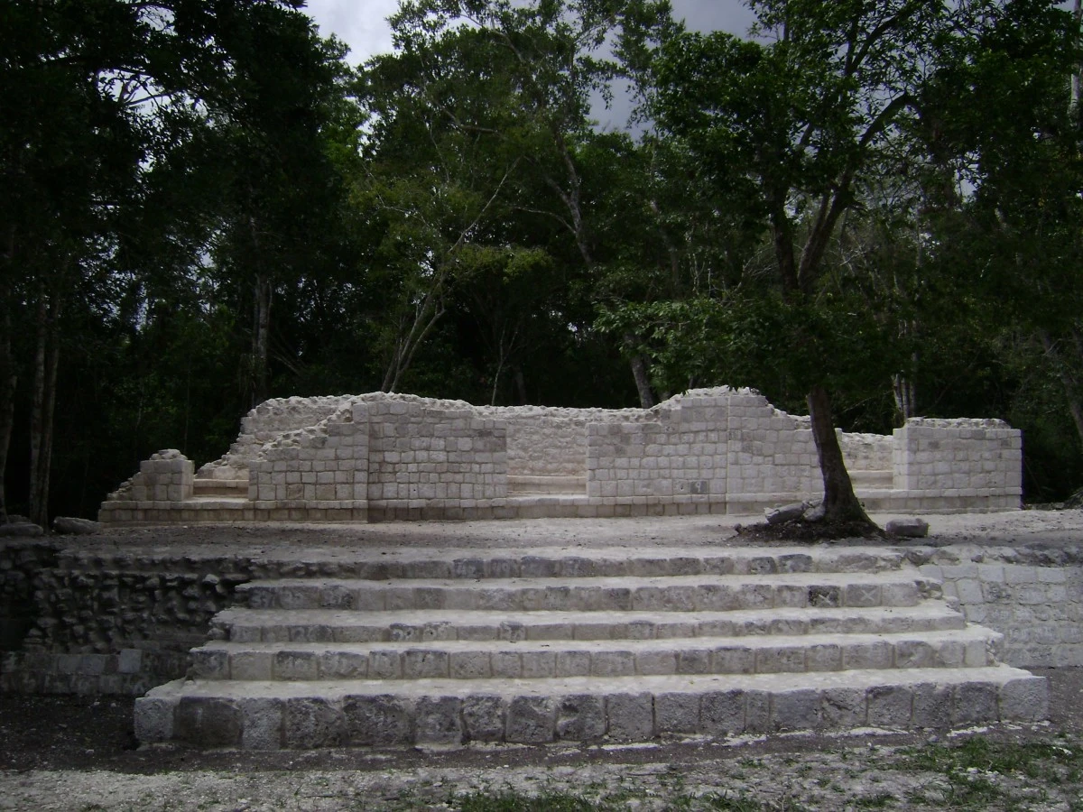 Structure VII Chicanná
