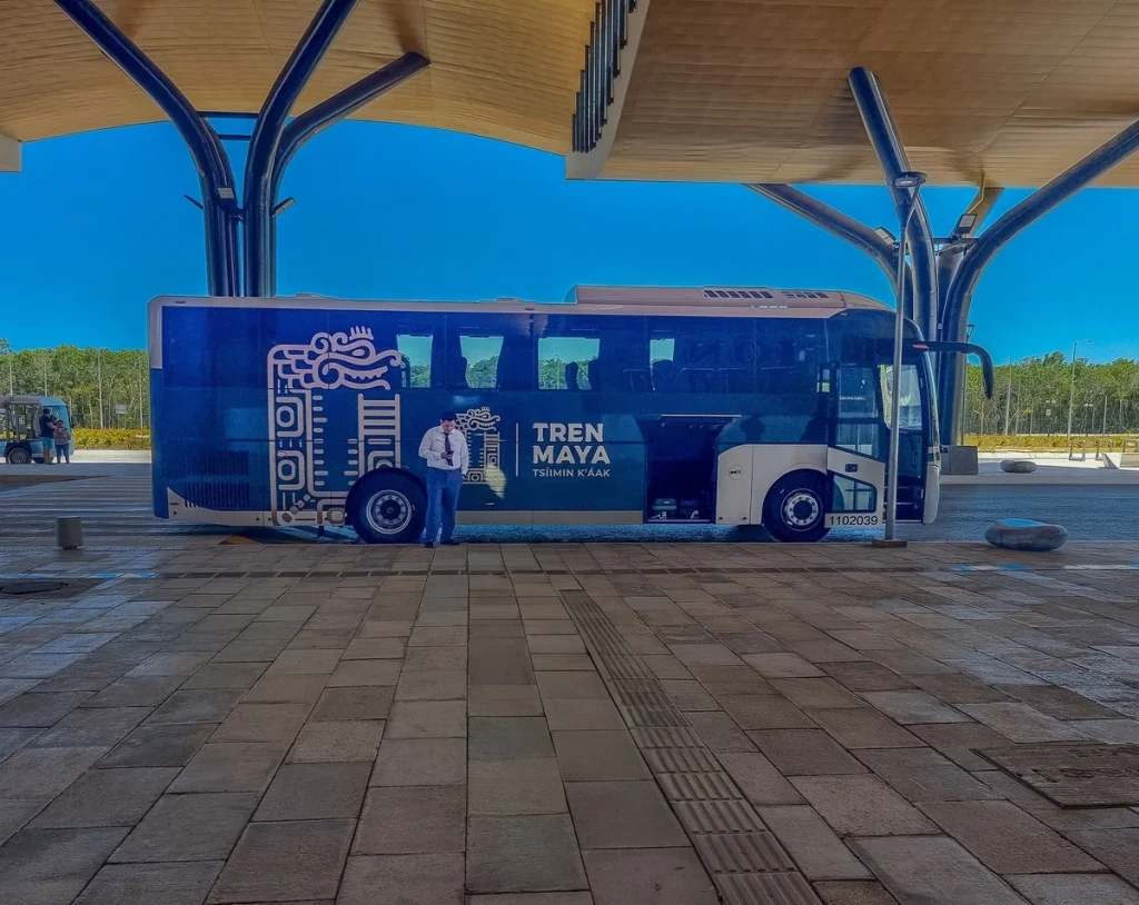 Bus Tren Maya Tulum