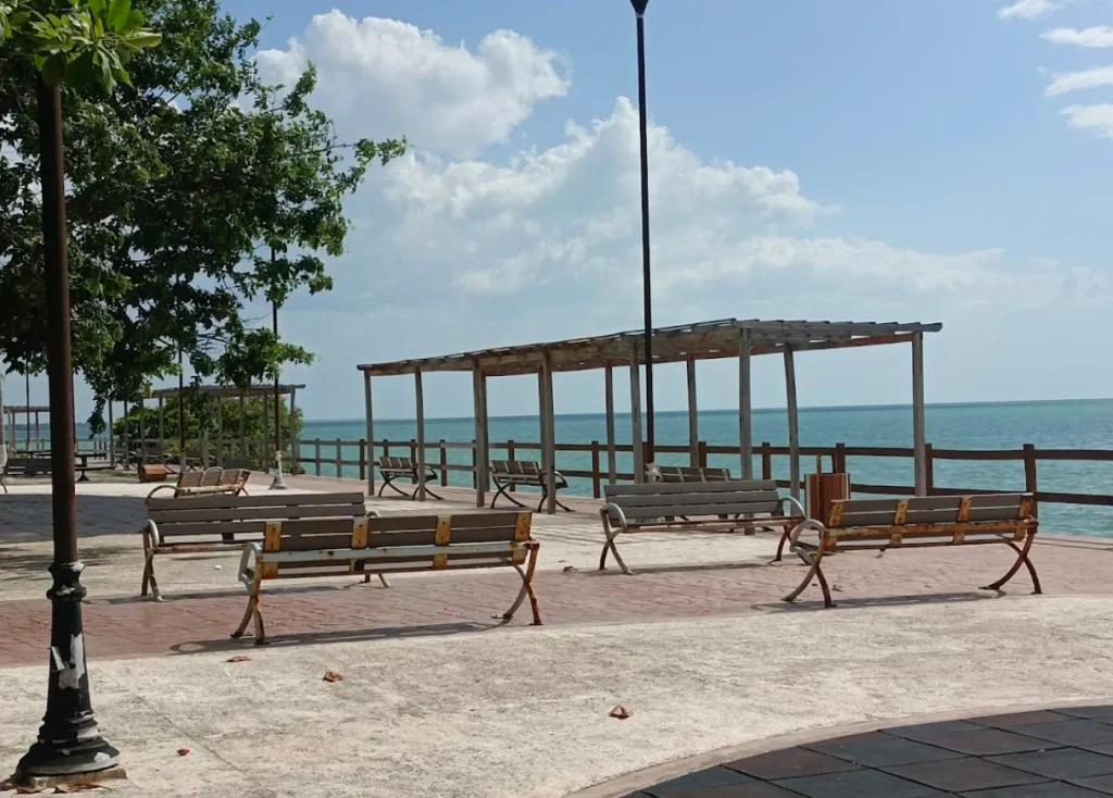 coastal boardwalk Champotón Campeche